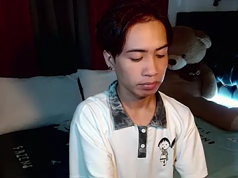 Skye_23's Live XXX Chat