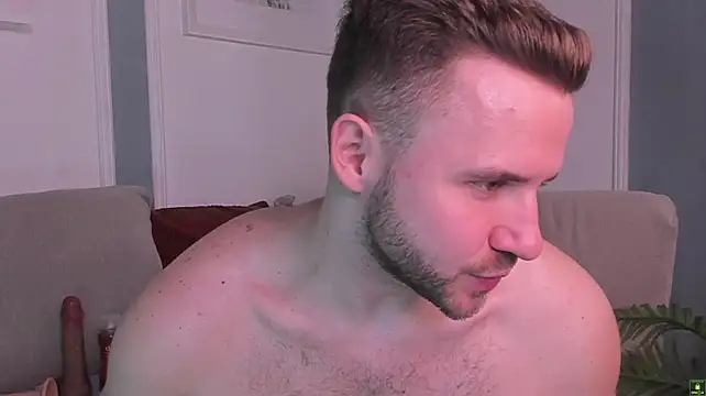 EnriqueBarberry's Live XXX Chat