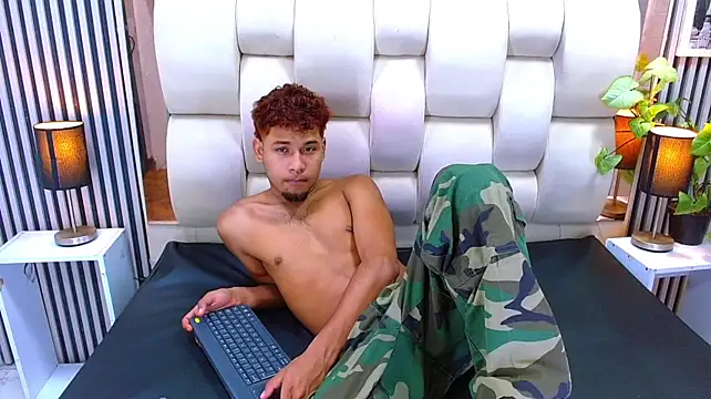 Chat +18 de Marius_Ponce ao vivo