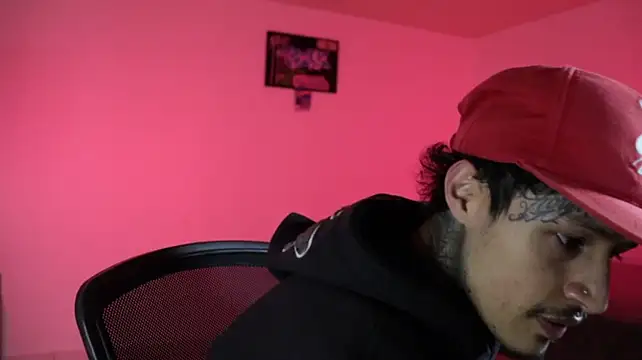 trieone Live XXX-Chat