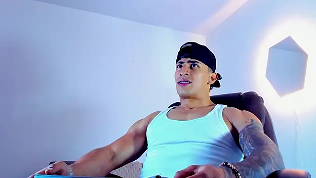 Chat XXX en directo de Mr_adrian