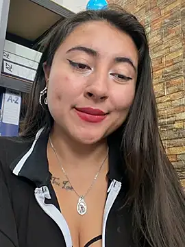 _Sarah-Office1 – Live XXX-chat