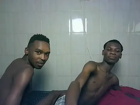 Онлайн чат XXX Tellyboys