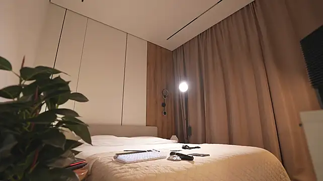 Noctivelle's Live XXX Chat