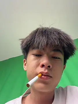 DD-101 élő XXX-chatje