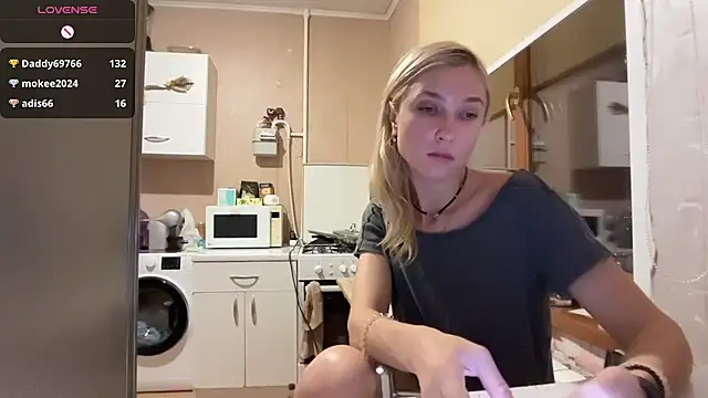 AngelJeni Chat XXX in diretta