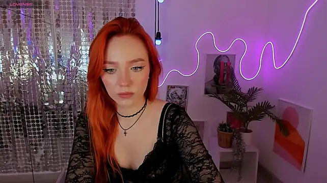 ZlataSaar – Naživo XXX chat