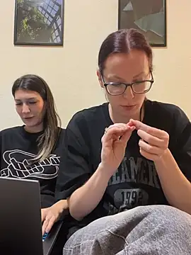 RussianGirls_のライブXXXチャット