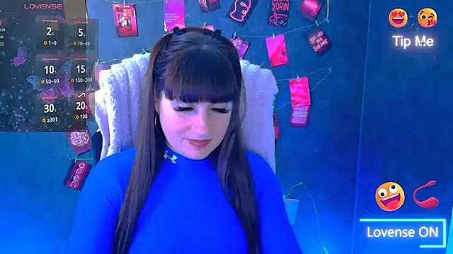 Chatroom XXX en direct de Violla_My