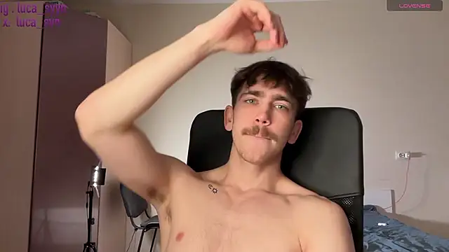 luca_syn Adlı Modelin Canlı XXX Sohbeti