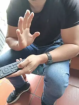 jacson_w8 – Naživo XXX chat