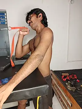 Master_069 Chat XXX in diretta