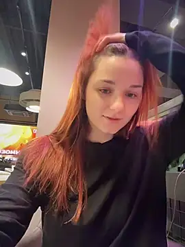 SaintMaya Chat XXX live