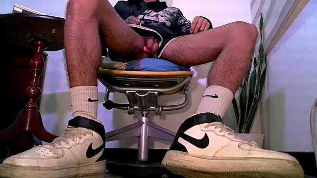 Chatroom XXX en direct de KinkyCody
