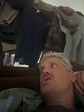 הופעת וובקאם של camdoattitude