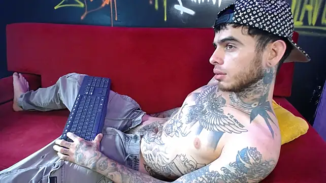 Billy_Ray_ লাইভ XXX চ্যাট
