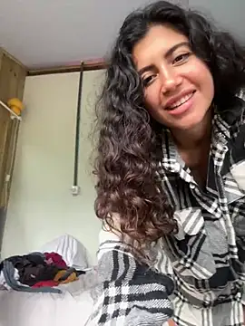 Chatroom XXX en direct de deusaludovica