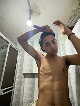 Maximo_Juli Live XXX-chat