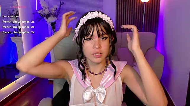 Živý XXX chat dahlia_grey