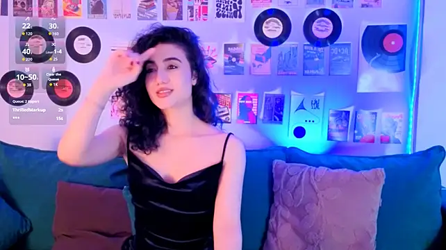 Maya_Rogerss Adlı Modelin Canlı XXX Sohbeti