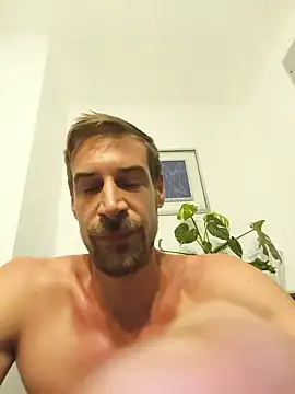 Lambe91 Chat XXX live