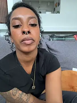 Your_Paris – Live XXX-chat