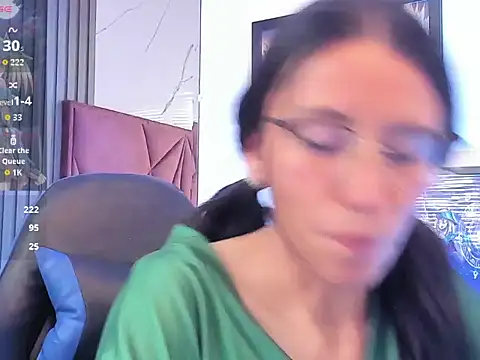 Chat +18 de EviieGothell ao vivo