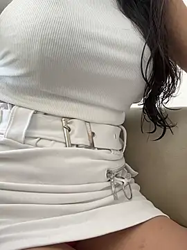 DulceMya 라이브 XXX 채팅