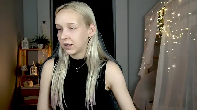 MaoqiBeverly's Live XXX Chat