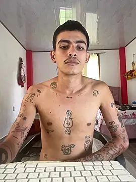 sorry-mom69 Adlı Modelin Canlı XXX Sohbeti