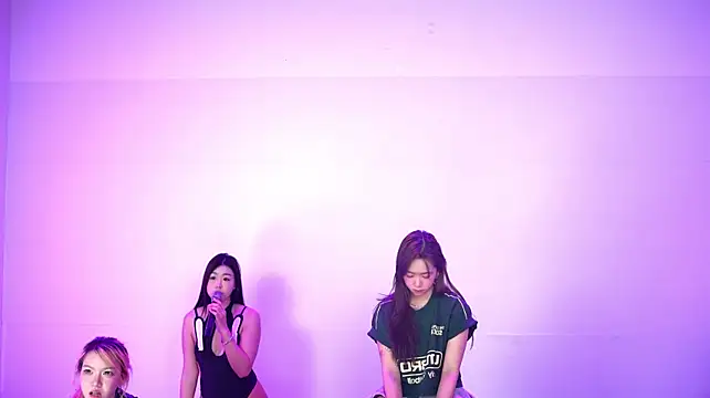 Velvet--girlのライブXXXチャット