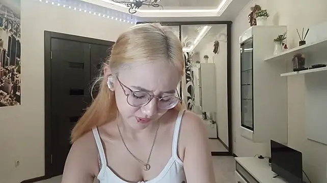 SolvedGlobe live XXX chat