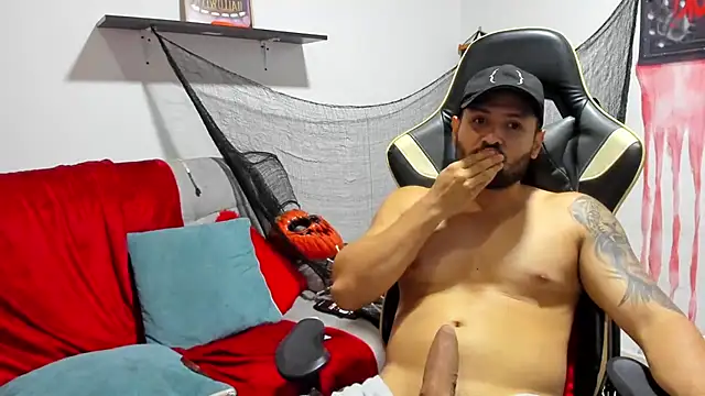 Valentinog Live XXX Chat