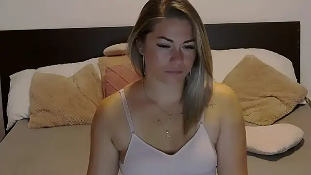 AdelleDeep Live XXX-Chat