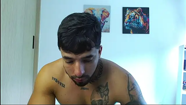 Jacobb_Phoenix's Live XXX Chat