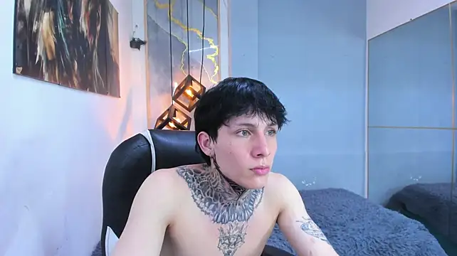 Cry_thereal: онлайн-секс-чат