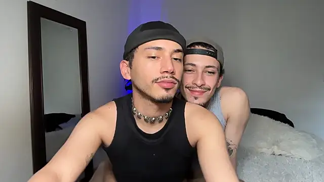 Chat XXX ao vivo de Noah_and_Steven