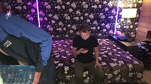 XXX chat uživo modela Vuitton