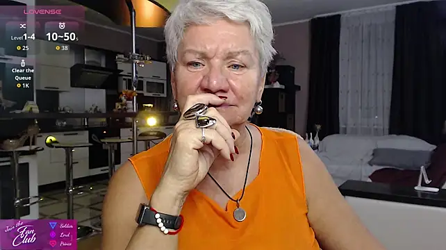 دردشة roxana_brooks الجنسية المباشرة