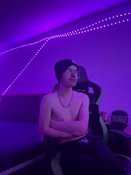 XXX chat uživo modela YoungSebi