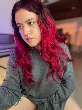 NikkiNix live XXX chat