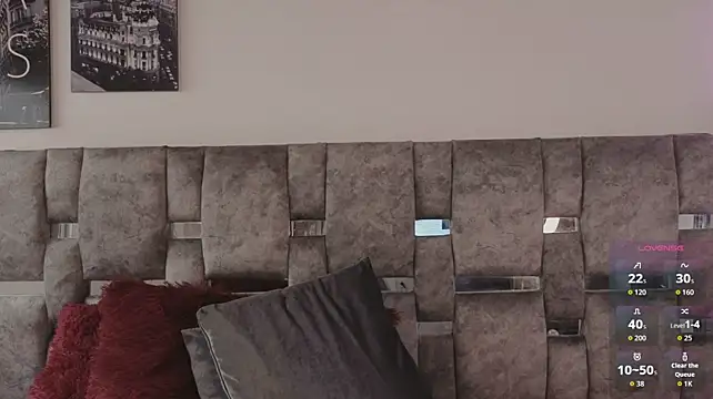 Chat +18 de emilyrouxe ao vivo