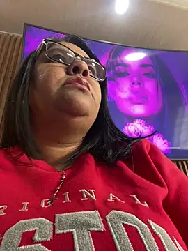 Carameloswing1's Live XXX Chat