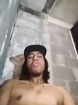 Chat +18 de AlexAlejandro13 ao vivo