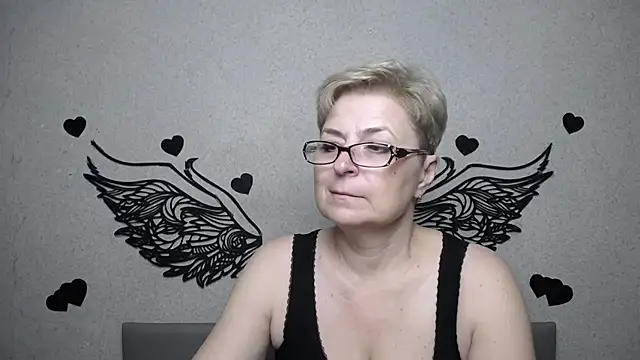 Chatroom XXX en direct de EmiliaGree
