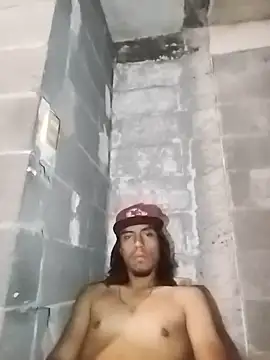 AlexAlejandro13 现场XXX聊天