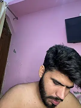 MASTTERRRR Adlı Modelin Canlı XXX Sohbeti