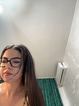 KaylaLewyss – Live XXX-chat