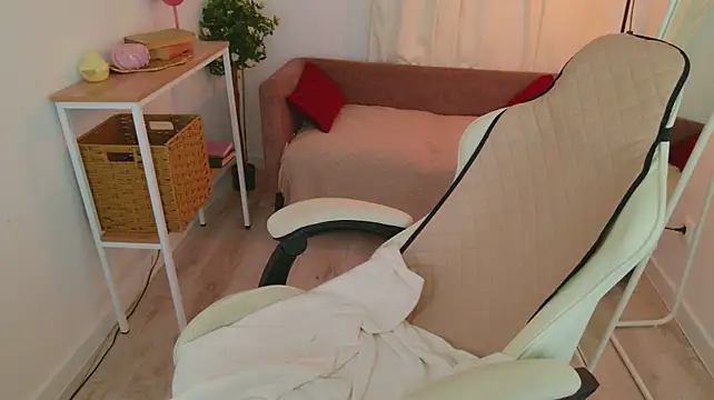 Cutee_kittn Live XXX chat