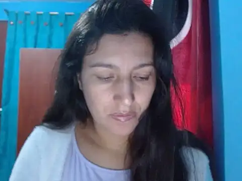 SarahFriendly Adlı Modelin Canlı XXX Sohbeti
